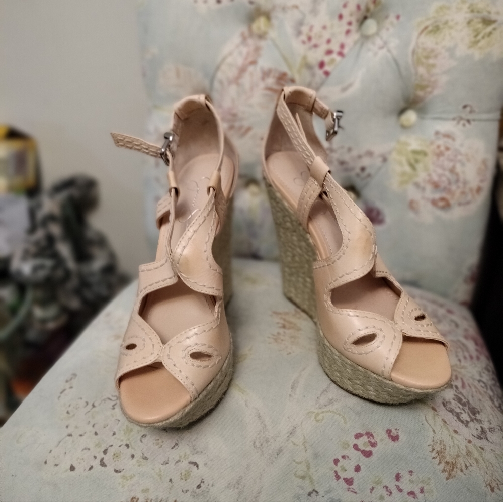 Jessica Simpson platform  Size 9